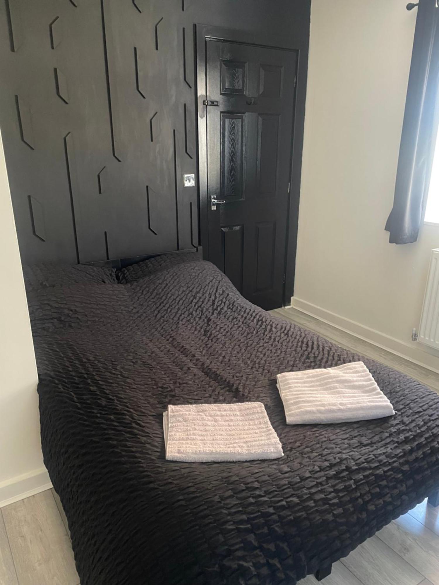 Double Room & Ensuite In Glenfield מראה חיצוני תמונה