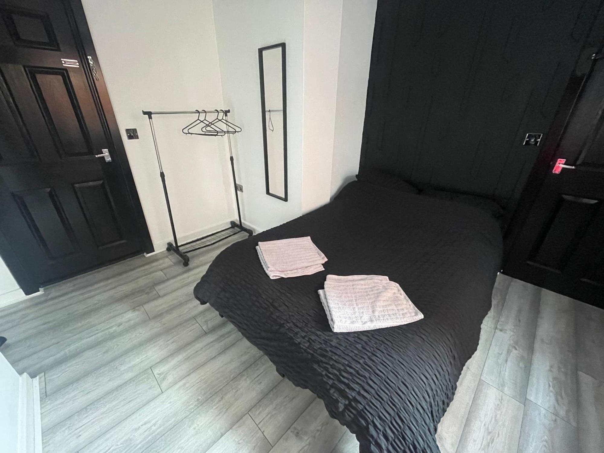 Double Room & Ensuite In Glenfield מראה חיצוני תמונה